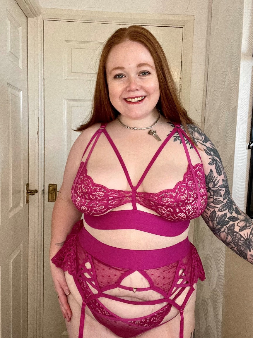 Kennedy Bralette : Magic Magenta